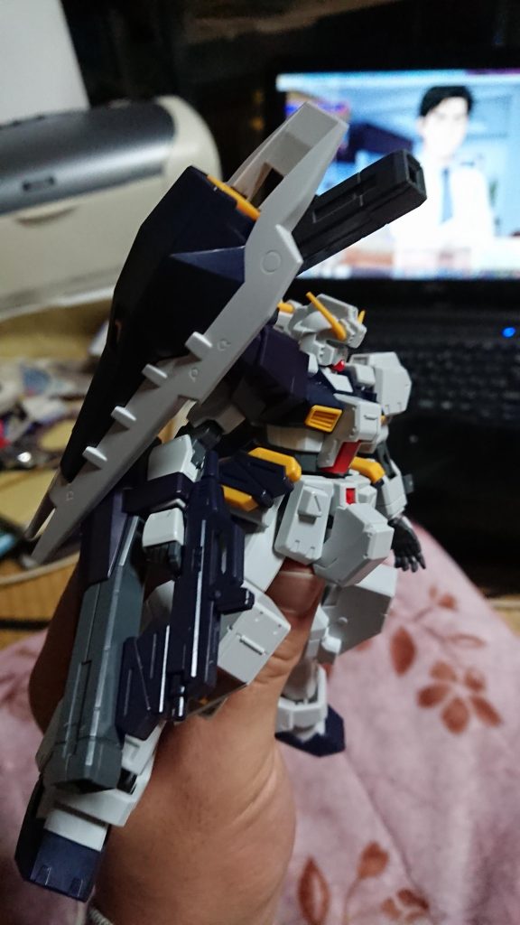 最初期の構想。AGE3フォートレスの腕が好みだったので、これまた好きなヘイズルにくっつけてやろうと。