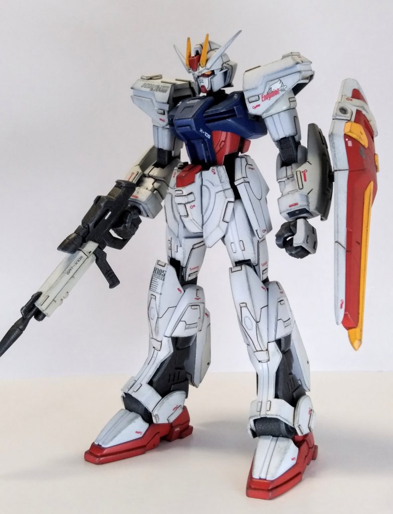 写真で見ると、ウェザリング等が目立ち過ぎですね。