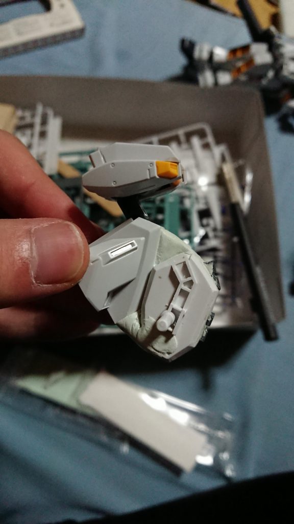 Ex-sのブースターを取り付けるための強硬手段。スタビライザーの部分はフルコーンのブースター基部を埋め込みました。