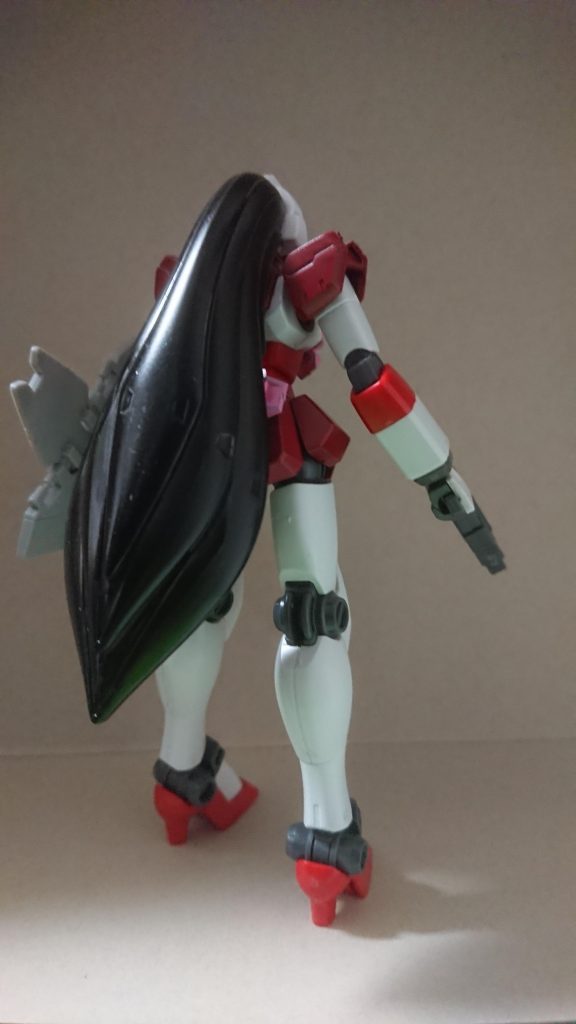 量産型ノーベルガンダム–4枚目/制作者：えーちゃん