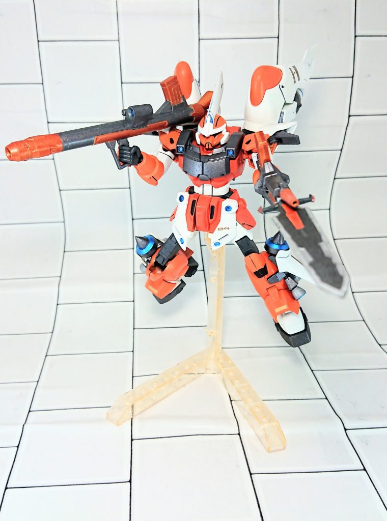 あとは適当にポージング。
実はモノアイ機体作ったのかなり久しぶりです。