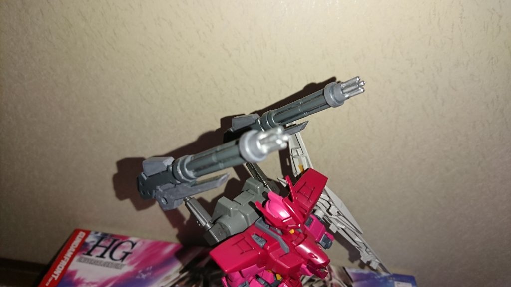 ビームガトリング
設定は特になし