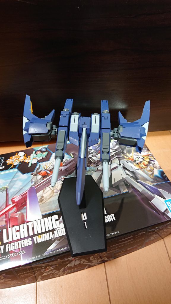 亜子機専用バック・ウェポン・システム
713部隊とアナハイムで改良したものという設定です。(ガンプラ的にはライトニングBWSMk-2を流用しただけですが。)フレキシブルブースターポットは極秘でAEがフルバーニアンの設計データを使用して改良したものです。武装はビーム・キャノンとミサイルを装備しています。なので、機動力と火力が大幅に向上しています。というか、ライトニングのメイン装備です。(これがないと変形すらできないから)  
このBWSを装備した形態の正式名はRGZ-91CNαライトニングガンダム改α装備となりました。