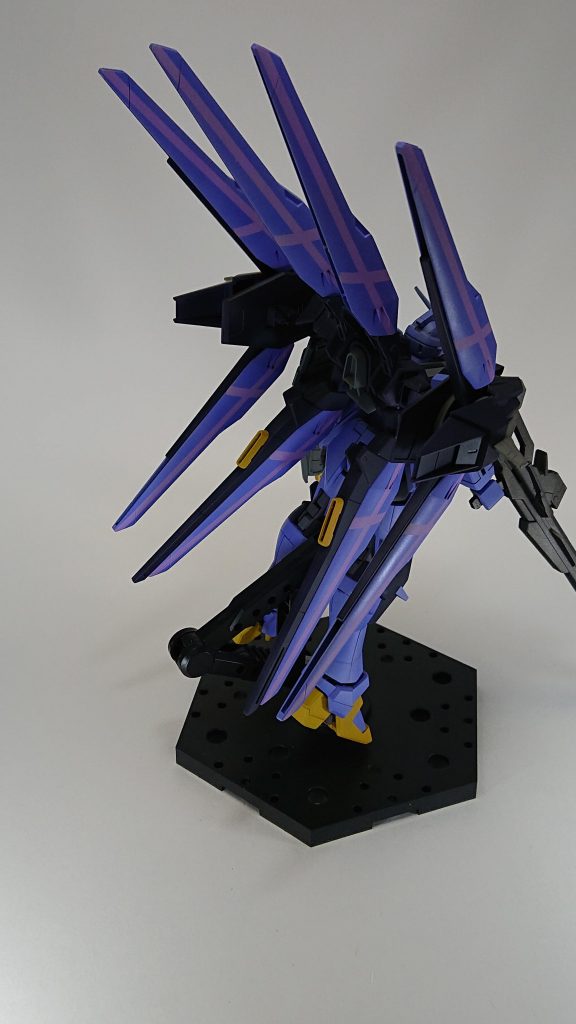 バックショット
ドラグーン展開状態