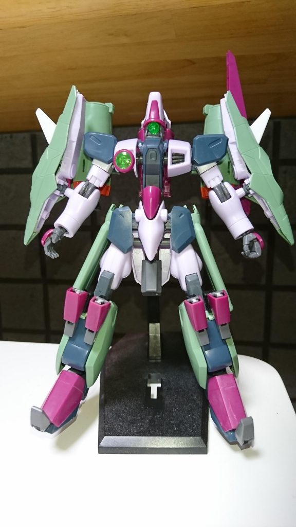 おお。いいじゃね？期。
このまま着色せずに投稿する選択肢を塗り初めてから思い付きました。