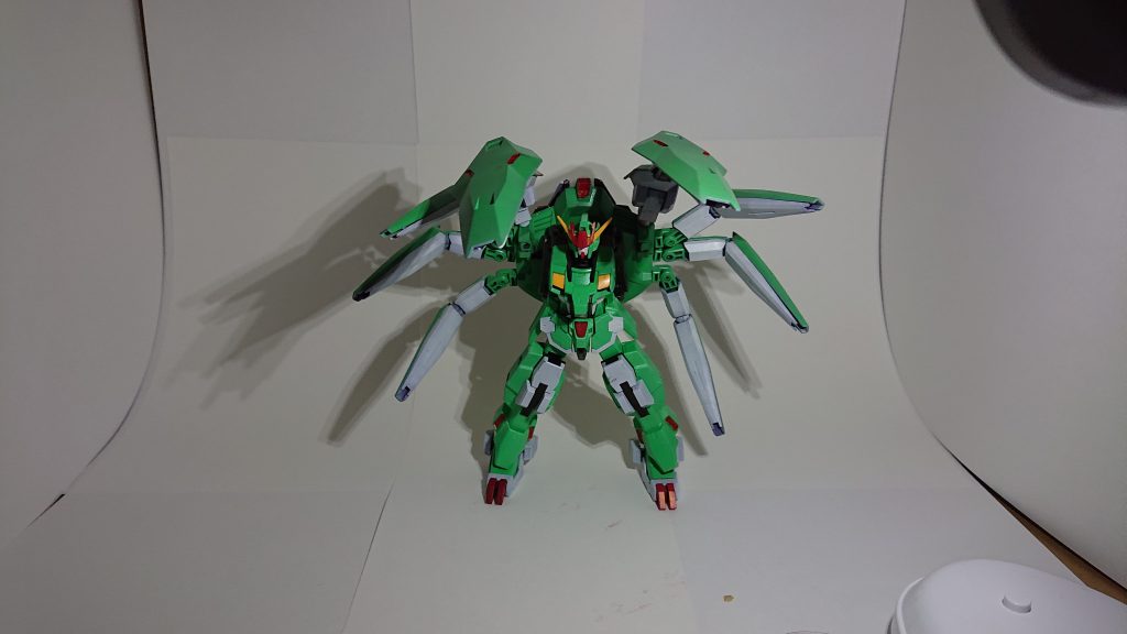 バックパックが重すぎて自立がてぎないw
撮影がすごい大変でしたよ_| ̄|○ il||li