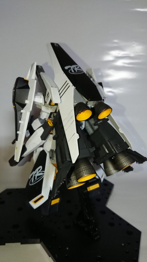 斜め後ろからの見た目が特にお気に入り。
ここまでご覧頂きありがとうございました。
次回、ガンダムTR-1[ヘイズル=インレ･ラー]でお会いしましょう！