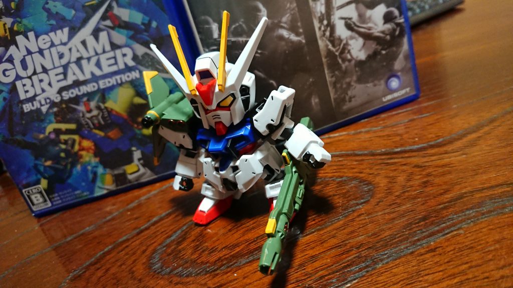 [ランチャーストライク]
こいつは全体的に苦労しました、黄色を重ね塗りしないと薄いんですよね、HGのが欲しいです