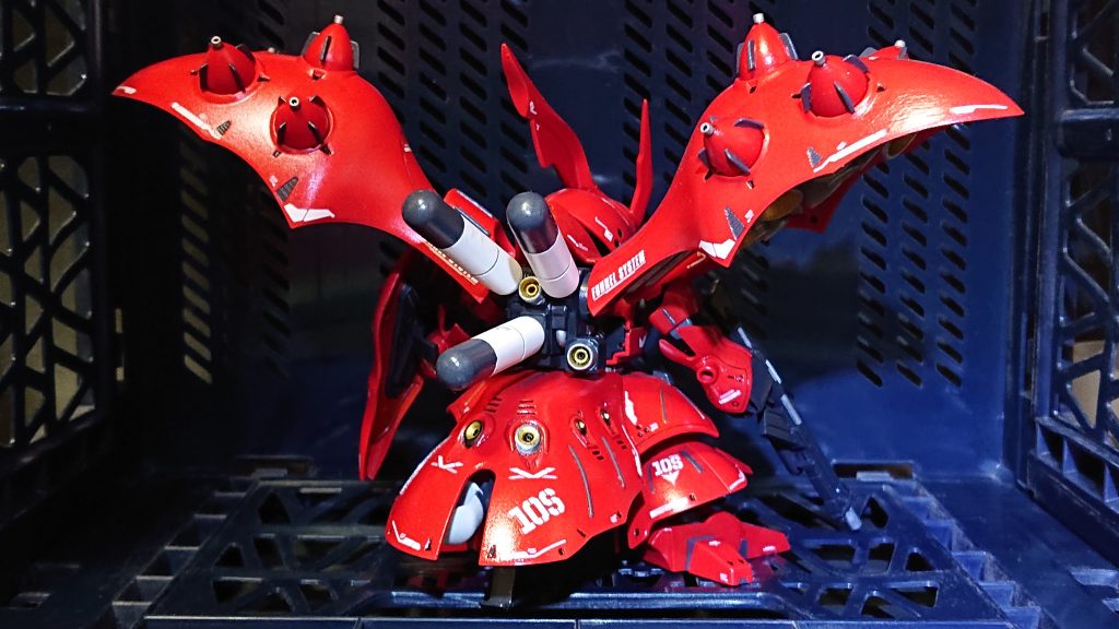 バックパック回りも自分なりにこだわって塗装しました(^_^)