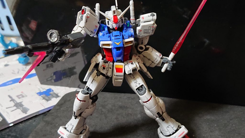 スミ入れを押し入れにあった絵の具でしましたが、プラが絵の具を弾くので苦労しました。所々、断念。