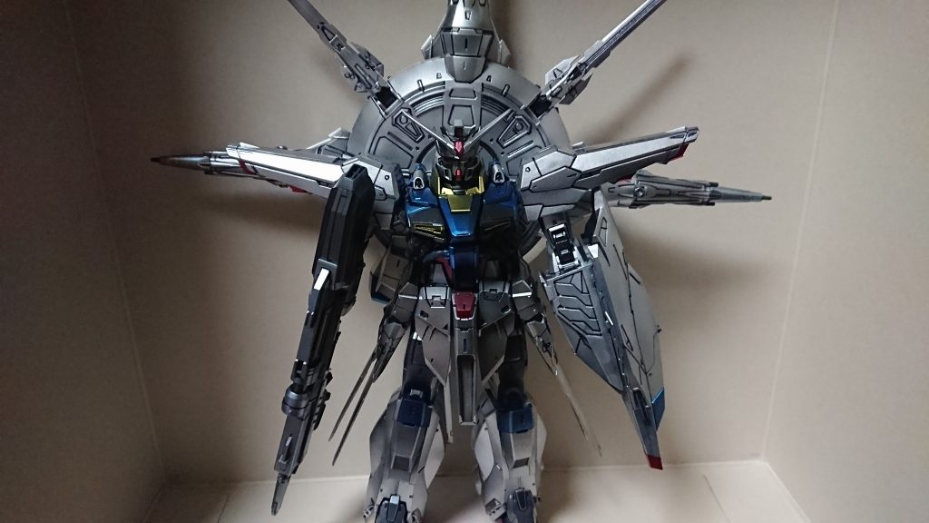 スミ入れして組み上げた