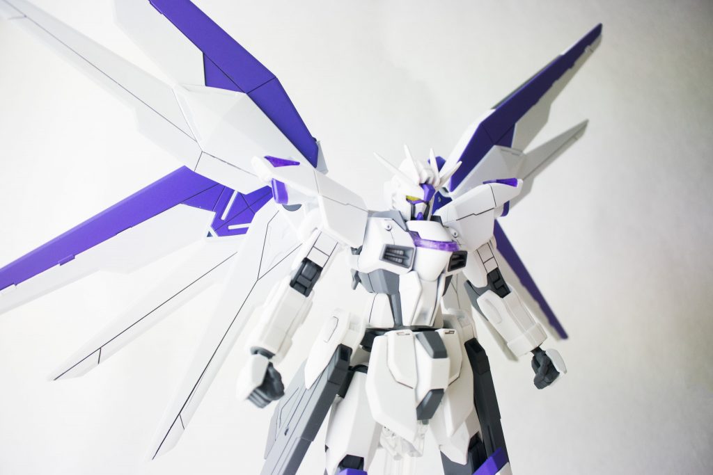 塗装はエアブラシを使っています。できるだけシンプルな見た目にしたかったので、デカールは貼っていません。