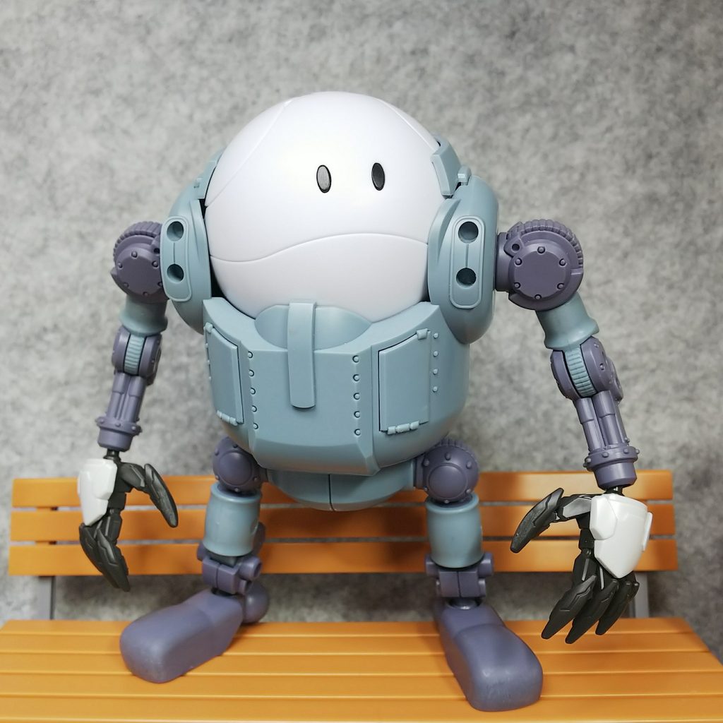 手首はHGガンダムバルバトスルプスレクスのものに交換しました。
製作時間は組立てと表面処理まで2時間、塗装3時間少々です。
ご覧いただきありがとうございました！