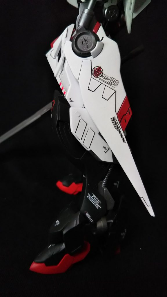 スラスター。内側の合わせ目消しが鬼でした