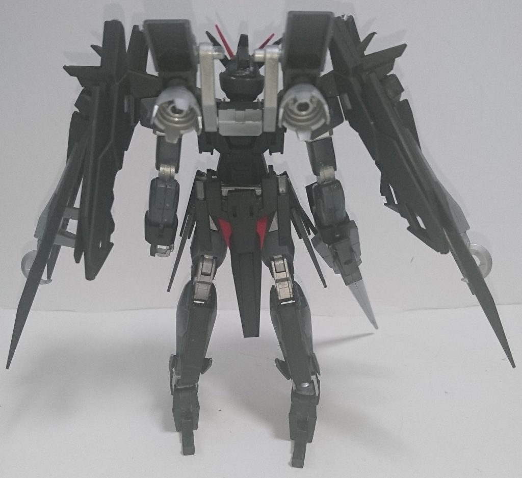 背面
SVがベース。シグマシスファンネルの代わりに可動式のバーニアを追加しています。
他の装備のプラットフォームになるのでシンプルにまとめました。