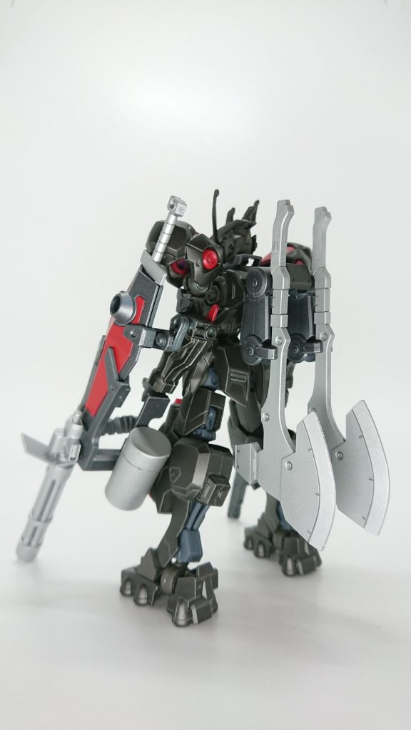 ガンダムVSシリーズではグフ・カスタムを好んで使うのでガトリングシールドを装備。