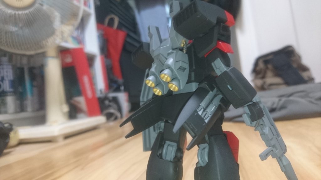 ジムⅢっぽいなんか–4枚目/制作者：羊