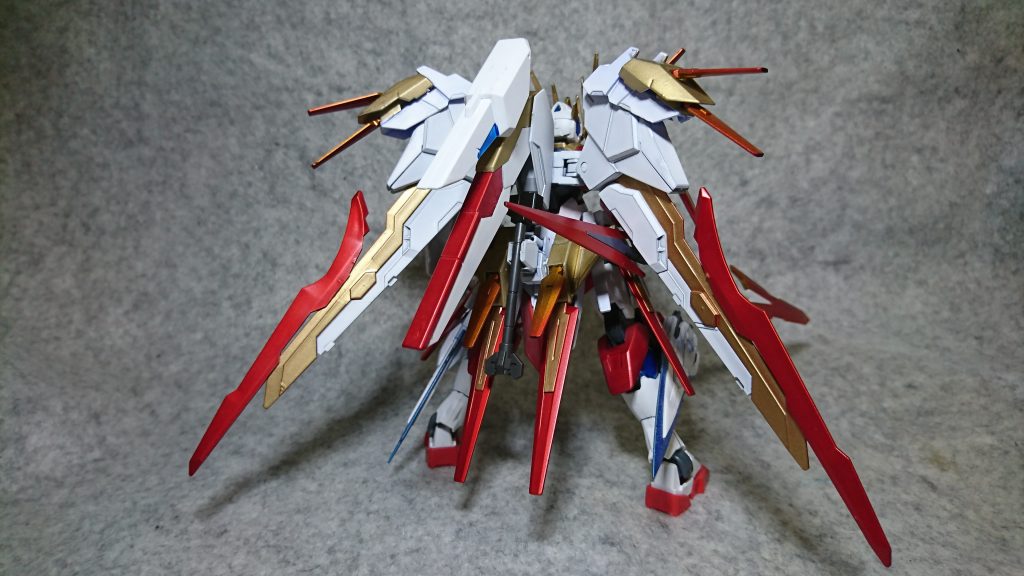 まずはフロント･リアビューです。