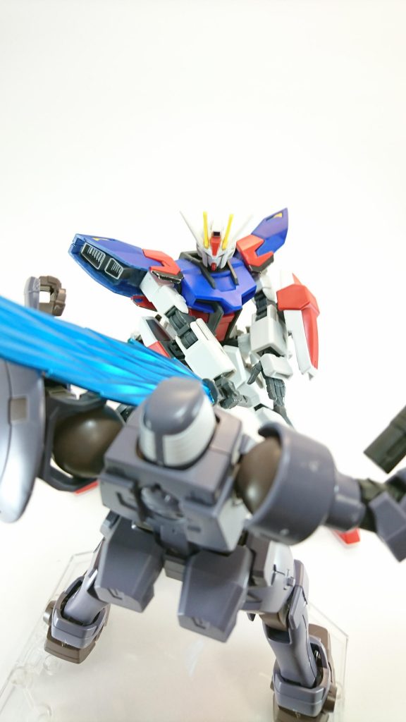 ・獅吼斬破(シコウザンパ)
SEEDフォースを太刀に纏った斬撃。
直接斬り付けるタイプと斬撃波を放つタイプとある。