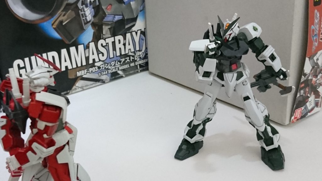 赤「連載は終わったんだ！」

緑「……何も終わっちゃいない、何も終わっちゃいないんだ俺のアストレイは！！！コマンドアストレイ本編進出が残されている！！！」

緑「2ちゃんねる(現5ちゃんねる)じゃ『なんでバリー殺した』『強化＝ジムスト紛いのライフル（笑）』とか言われてるあいつらなんなんだ！」