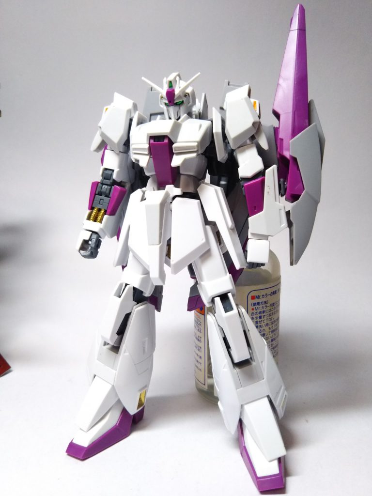 工程というか素組状態、ここからちまちまﾃﾞｶｰﾙ貼って汚して完成