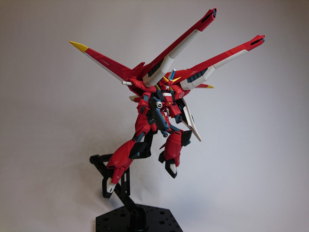 セイバーガンダム–5枚目/制作者：ゼットセン