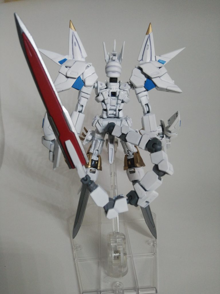 後ろ。尻尾はグレイズの腕3つ使っておりかなり自由に動きます。