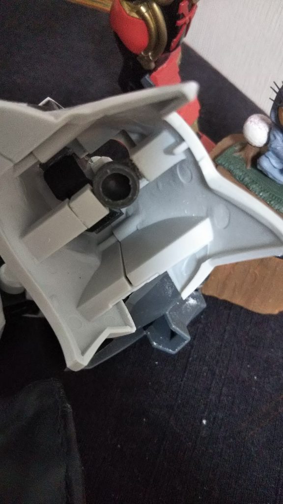 足首位置を外側へ移動