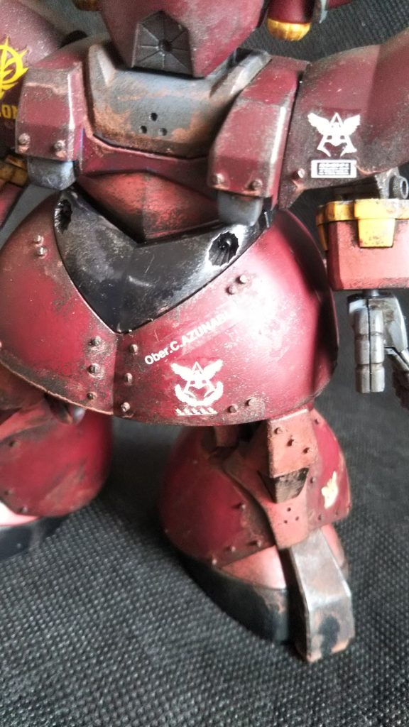 穴開けてプラ棒差し込んでポチポチ作成