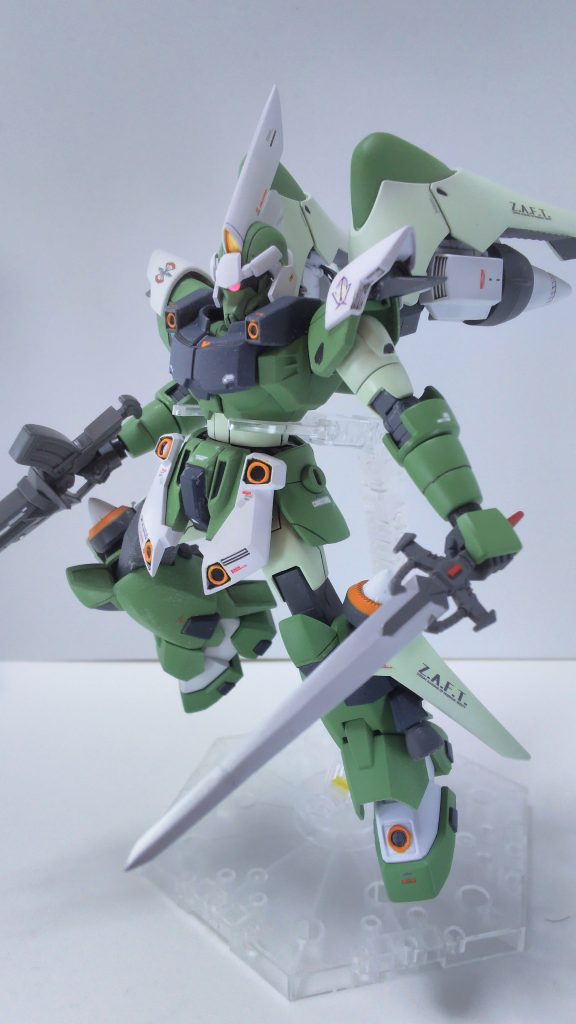 重斬刀抜刀!
刀の塗り分けなかなかしんどかった…