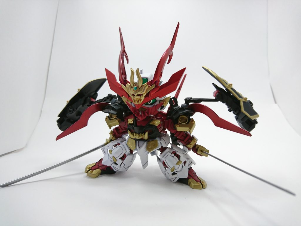 紅鬼神形態。斬馬刀や手甲パーツを使用するための形態です