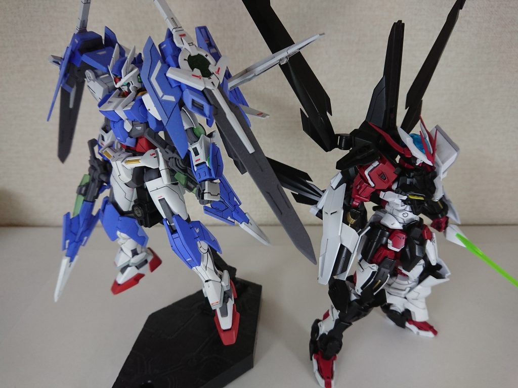 おまけ。汚す前にダイバーエースと並べた写真です。