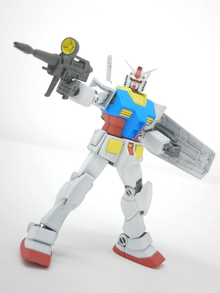 初期のHGUCなので可動範囲は無いですが個人的にはプロポーションはこれがしっくりきます