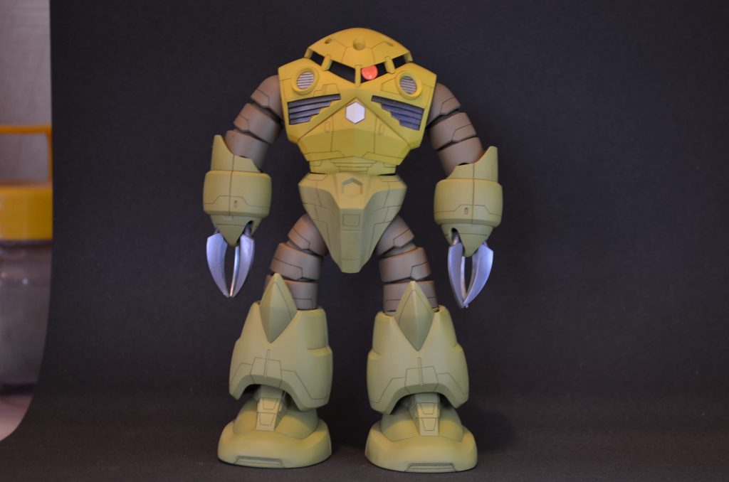 全てMr.カラーの既製色。クロメートイエロープライマー、ダークアース、機内色（川西系）です。