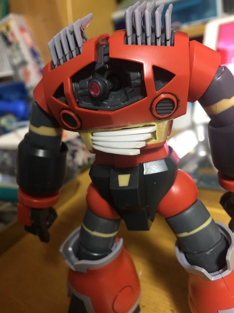 余分なモールドを埋め、腹部を整地し…
ながき戦いでした。