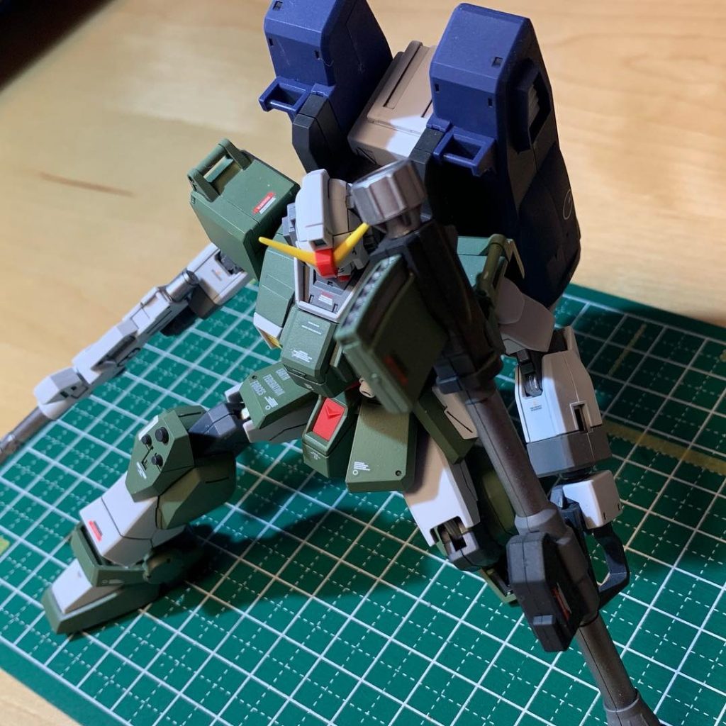 実はパラシュートパックのひと。