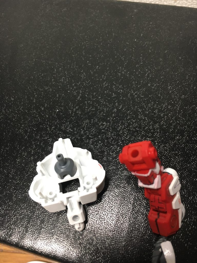 ポールジョイントでの接続なので腕が真横にほぼ180度近く上がります！