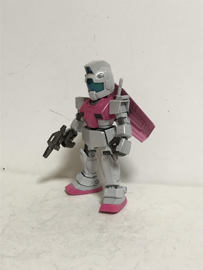 ハンドはカスタムパーツ1/100
コンパジ風のスタイルです。