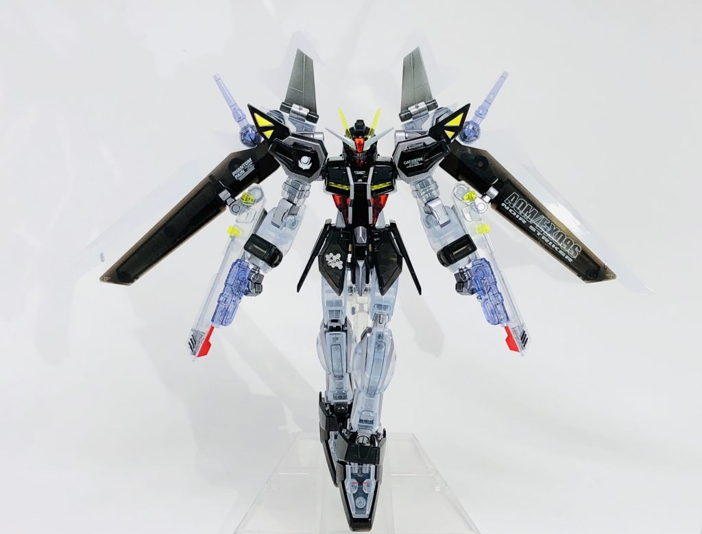 SEEDっぽいポーズ
ノワールでも様になる！