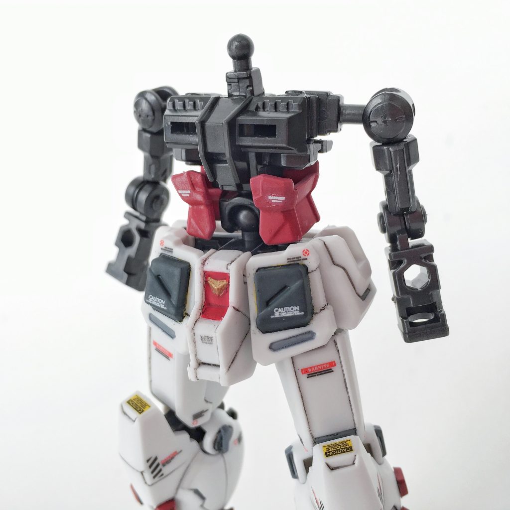 腹部・腰部は素体に塗装のみの改修。ふんどしのV字は2mmくらいのサイズですが、がんばって塗装しました…