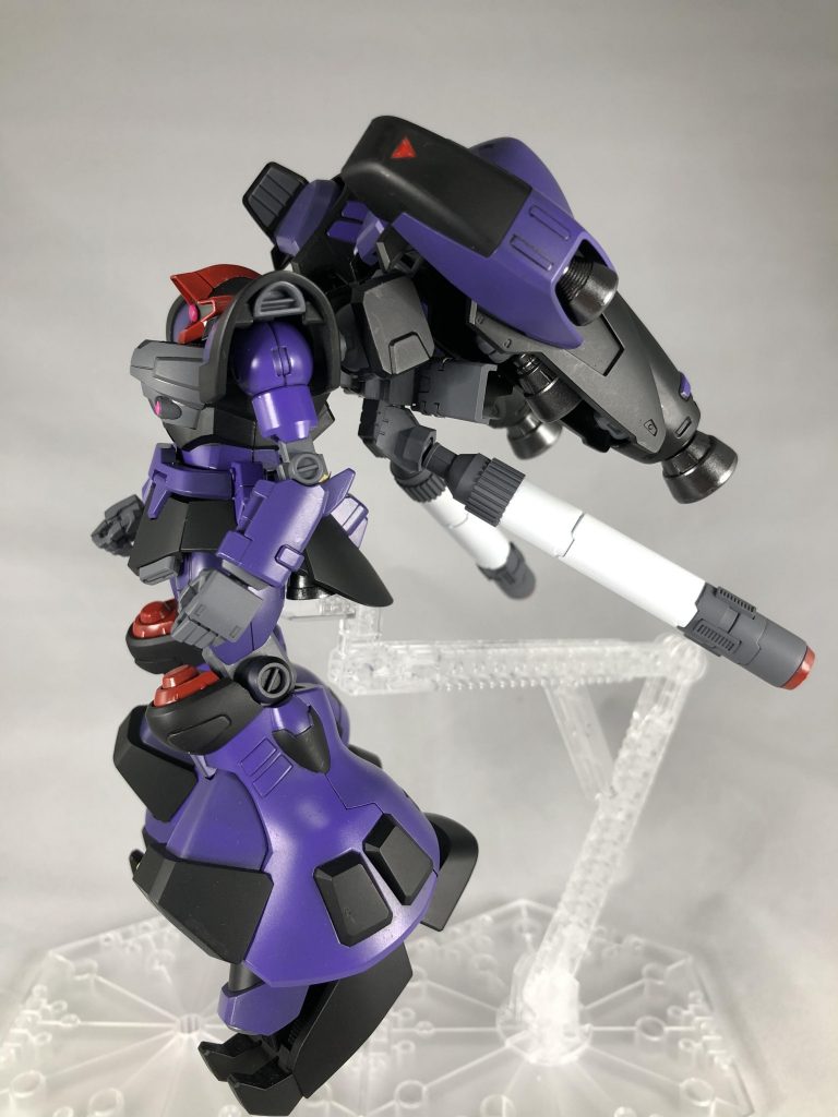 サイドから。
肩にフレキシブル・スラスター・バインダーをくっけてます。
横から見たボリューム好きです。