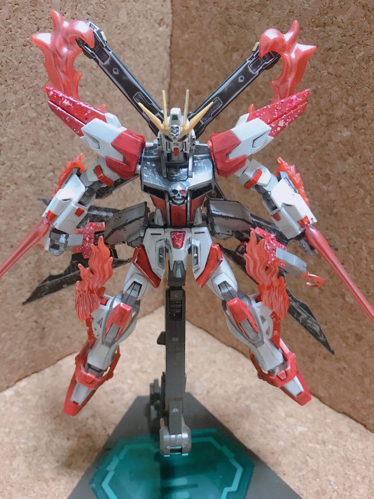 なにかちょっとしたギミックも欲しくて
ギャラクシーコスモスにバーニングシステムを搭載してみました。