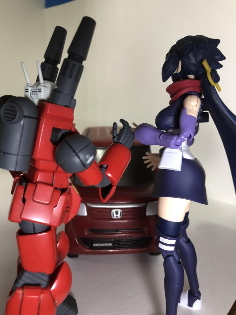 「交通安全員のズゴックさん」–3枚目/制作者：石の湯