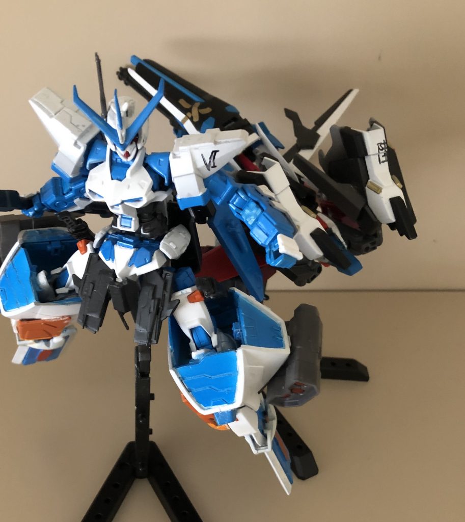 サムネの画像
膝の稼働はこれが限界です。がっつり干渉するのでね。