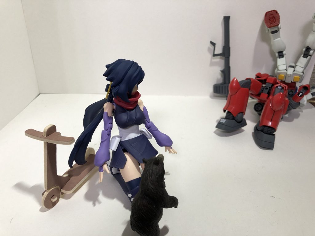 「白い悪魔」–4枚目/制作者：石の湯