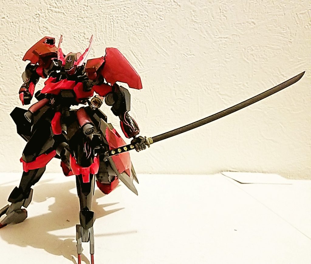 大太刀・妖刀「羅刹」
黒き刀身の刀