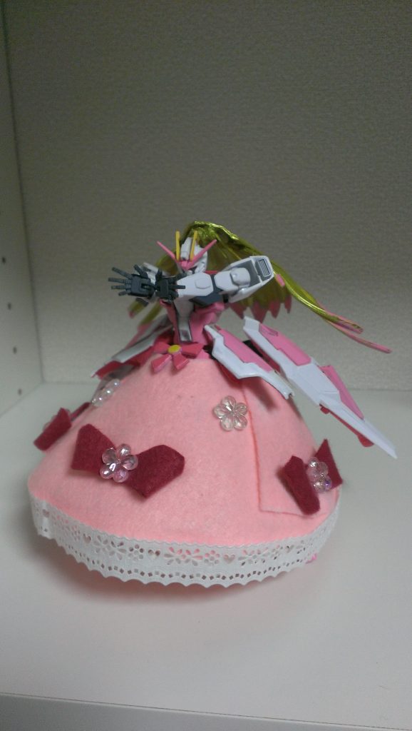 舞え、花よ!
フローラルトルビヨン!