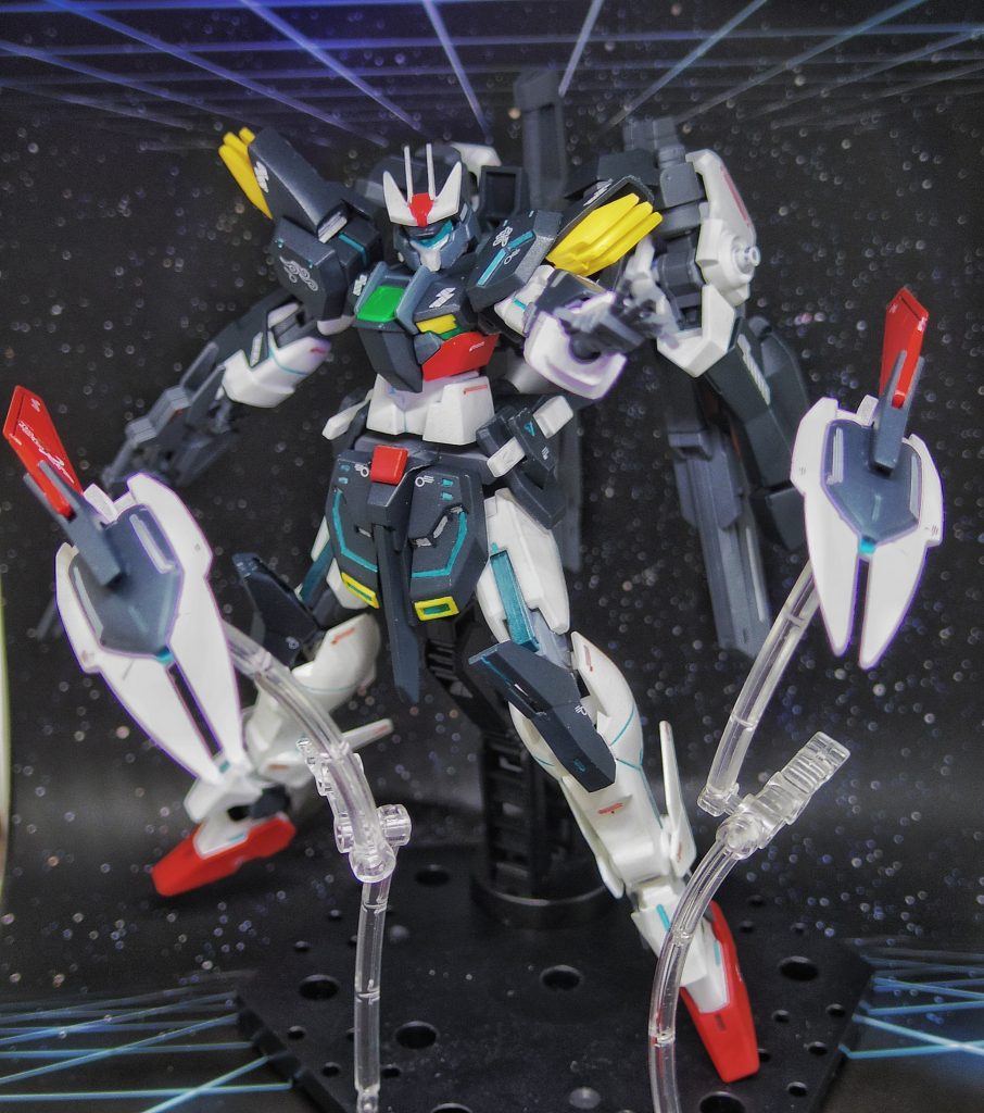 ビット:*“翼爪”*
遠隔操作ビット“ヨクソウ”
嵐の両翼は、分離してビット兵器になります。
緑色の箇所から、ビームが出る設定。