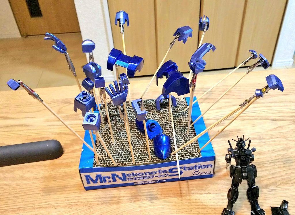 これまた筆跡なく、ムラもなく綺麗に作りたくて塗れたのです♪