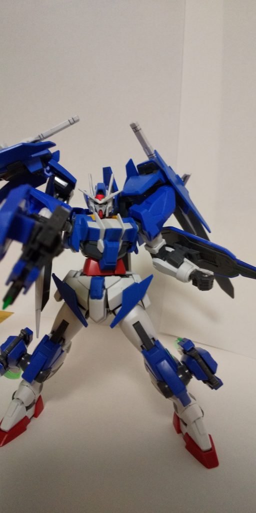 射撃ポーズです。武器は、ガンダムエクシアリペア２のＧＮソード改射撃モードです。